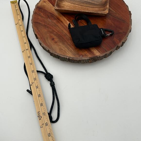 NWOT Alpaka Micro Tote Black Carabiner Zipped Utility Cord EDC Travel - Picture 8 of 9